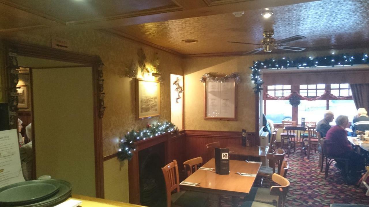 St Michaels Inn Leuchars Exterior photo